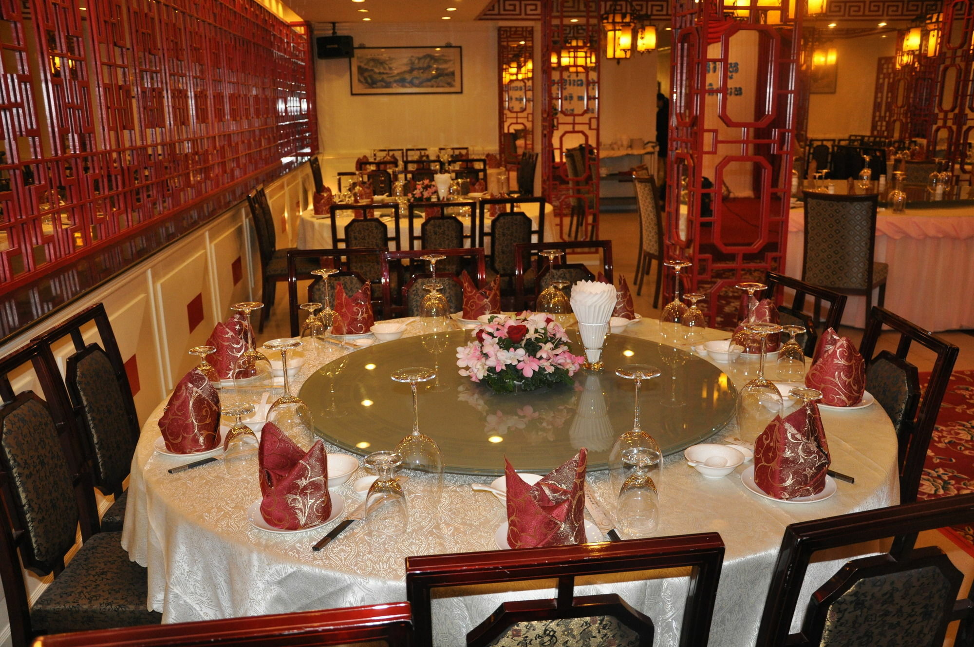 Le President Hotel Phnom Penh Eksteriør bilde